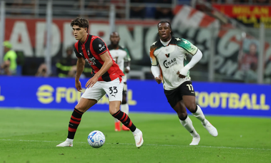 AC Milan vs Venezia (01:45 – 29/08)