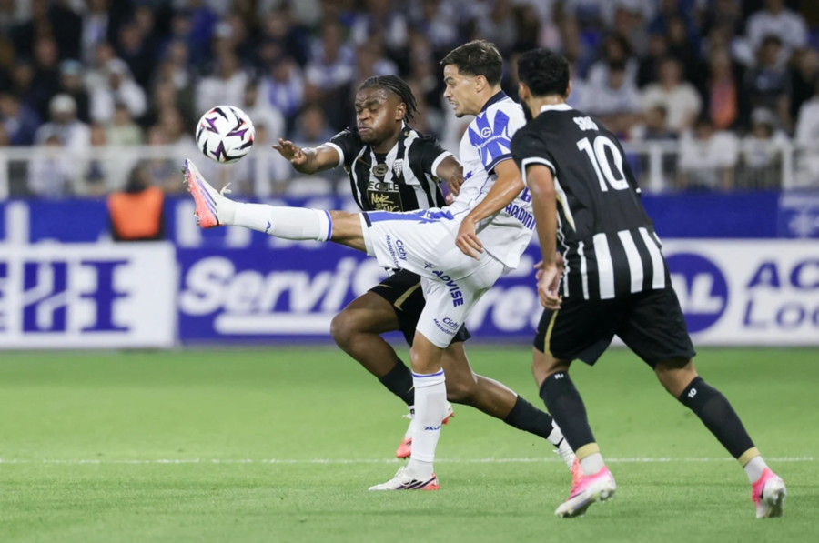 AJ Auxerre vs Angers (01:45 – 30/08)