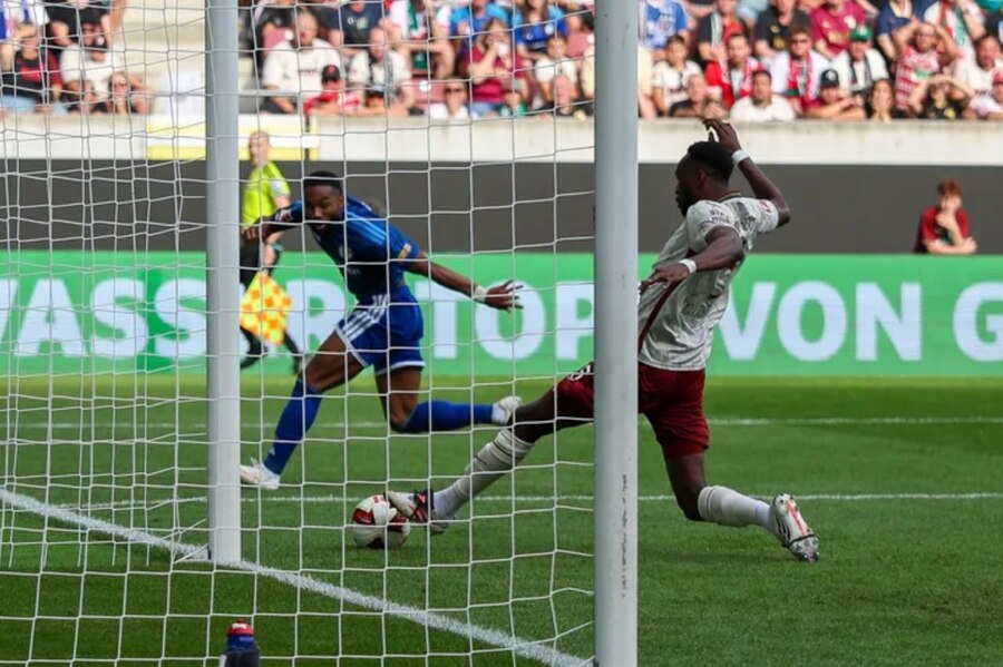 Augsburg vs Schalke 04 (22:30 - 30/08)