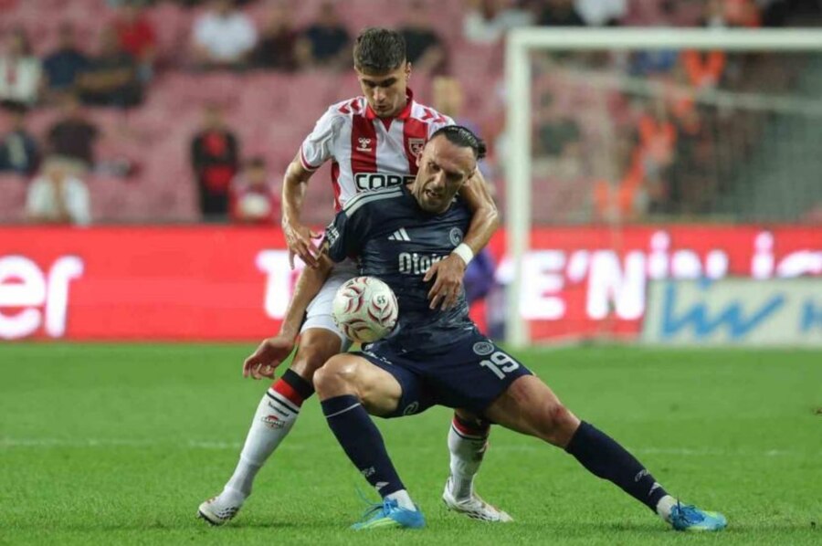 Samsunspor vs Fenerbahce (01:30 - 31/08)